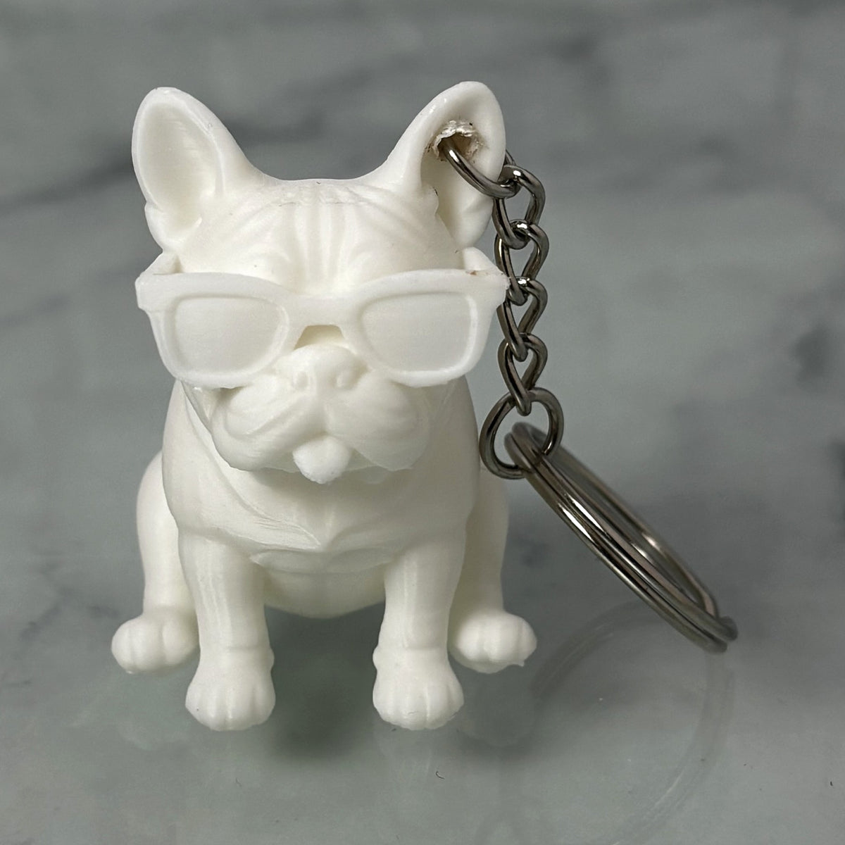 Porte-clés bouledogue à lunettes — Fil-O-Forme, vue 1