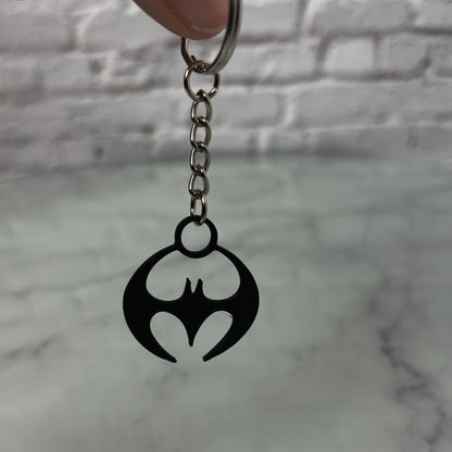 Porte-clés logo super-héros imprimé en 3D — Fil-O-Forme, vue 4