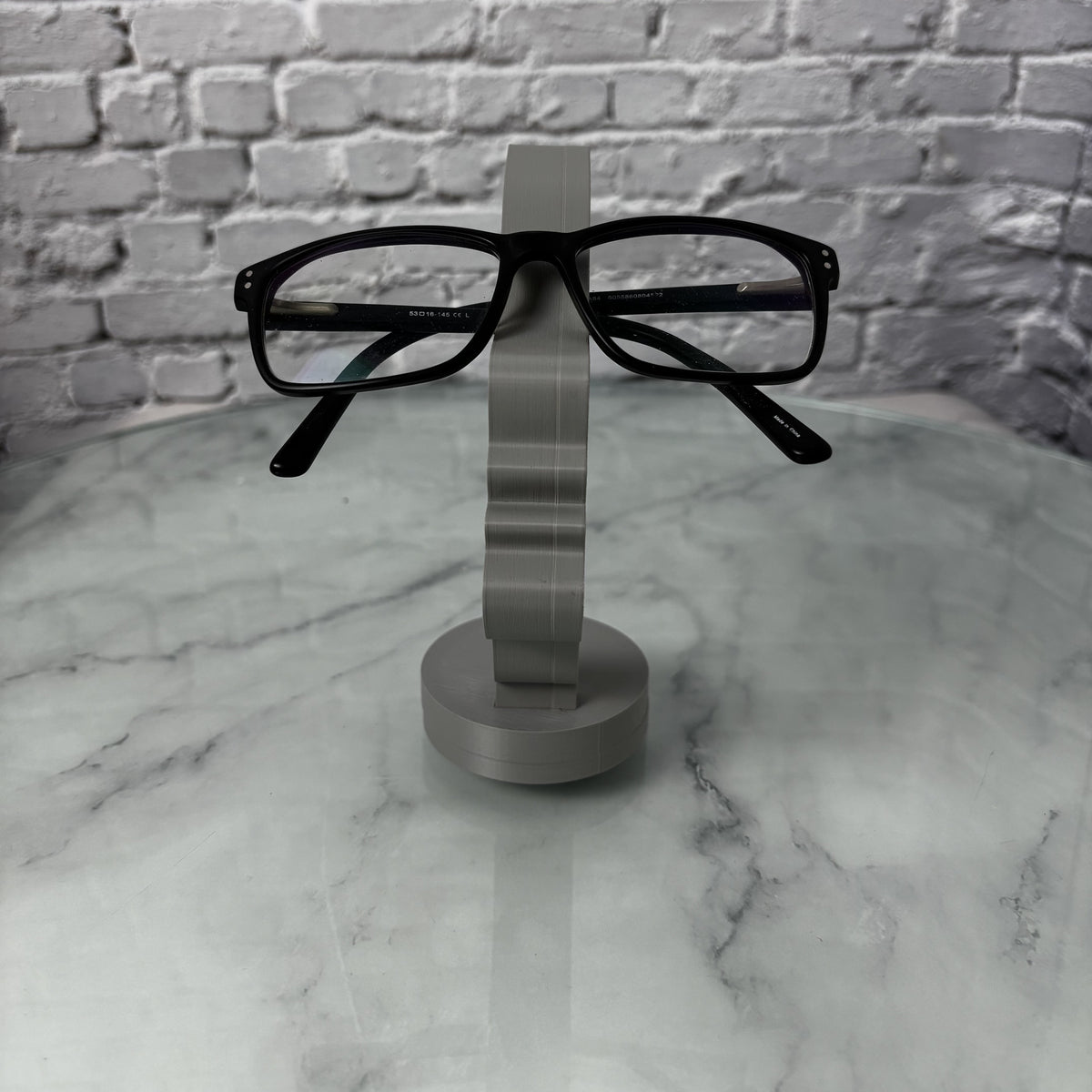 Support à lunettes imprimé en 3D — Fil-O-Forme, vue 1