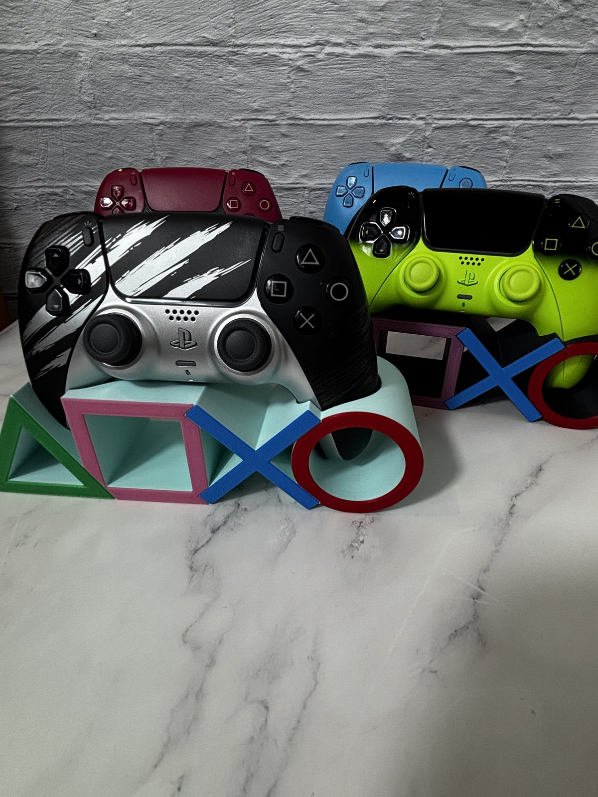 Support de manette imprimé en 3D — Fil-O-Forme, vue 2